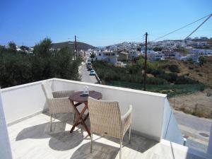 Katerina Apartments Milos Greece