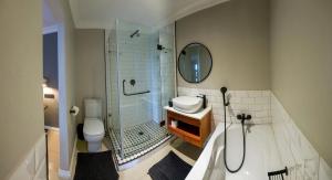 The Pecan Exclusive GuestHouse