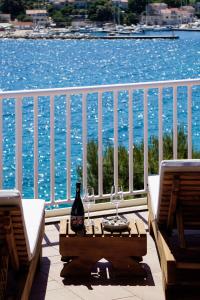 Sea View Apartment Zure