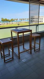 White-blue vibes, seafront 2-bedroom apt