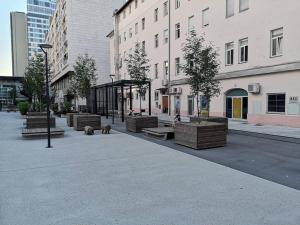 One-bedroom city apartment 