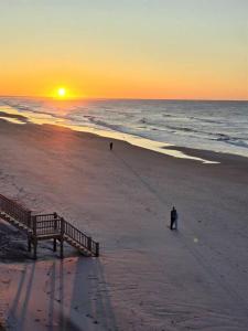Oceanfront Pool Balcony at Ospreys Nest in North Topsail Beach
