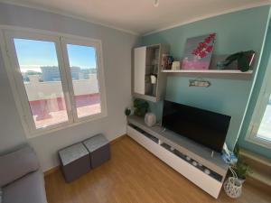 Coqueto ático con vistas al mar y a la montaña Auto Check-in