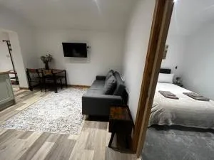 Small home in Llanfairpwll - Llanfairpwllgwyngyll