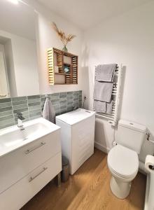 Appartements Appartement cosy refait a neuf, linge fourni : photos des chambres