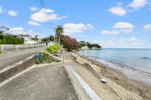 Seaside Escape is close to the beach - Devonport