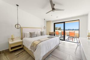 Unit 168- Casa Sangria - OCEANFRONT - Fully Renovated