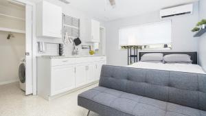 Small studio in Cape Coral close to many restaraunts