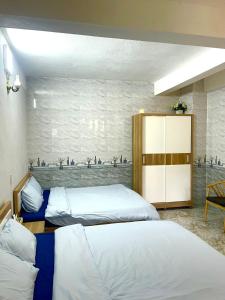 Nhà 3 Phòng Ngủ (Three-Bedroom House)