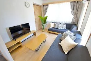 メイスン倶楽部ASATO 2F - Yonabaru