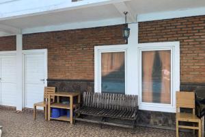 Urbanview Hotel Villa Q Gisting by RedDoorz