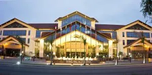 Tang Palace Hotel - Akra