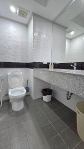 Tropical Garden A Studio