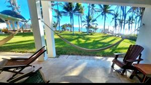 Casa frente al mar con playa privada Barra de Navidad