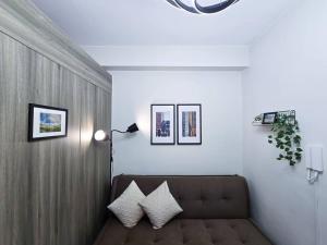1BR Condotel with Balcony at FAME Residences #FM29