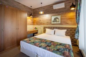 Comfort Double or Twin Room room in Hotel Yesenin