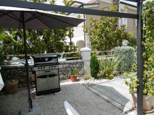 Villa Luka Apartment Red with Pool 