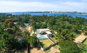 Bilene beige beach house - Manjacaze