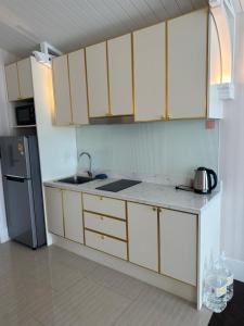 Grand Florida Beach condo