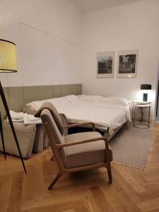 Designer Signature 2 BDR Cismigiu Park 80SQM