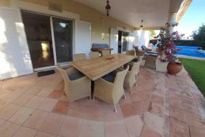 Luxury Private 5 bedroom Villa pool, golf, Algarve