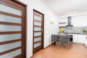 Modern Apartments II with FREE underground parking