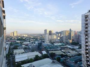 1BR Condotel with Balcony at FAME Residences #FM30