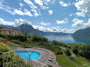 IseoLakeRental - La Dolce Vista - 3hvězdičkové hotely ve městě Riva di Solto