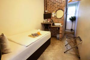 Suite 18 Boutique Hotel