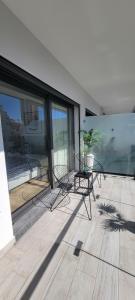 Charming Apartment Monte Residence on top Floor.