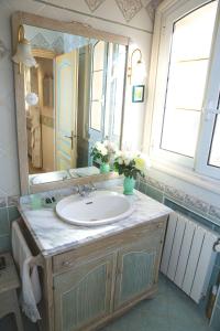 Villas Cannes Mas provencal piscine 8 personnes 350 m2 : photos des chambres