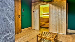 OSTOJA RESIDENCE VIP ze strefą relaksu i pokojem zabaw by Royal Aparts