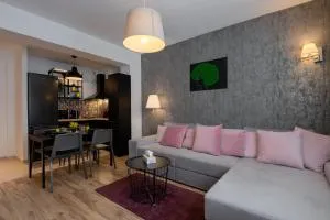 Airport Rin Nord Residence Apartment - Self check-in - Otopeni