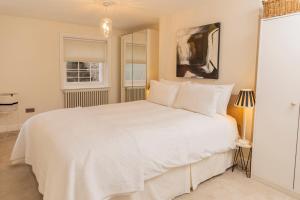 Pittville Lawn - By Luxury Apartments