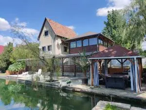 Romantic Lakeside Retreat - Nature Sport near Bp - Alsóbucka