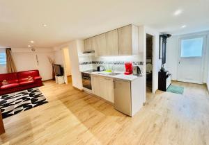 Garden Flat Near Geneva-Prestigious District, Near Lake, Pet-Friendly