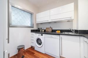 Appartements Extraordinary Sea View - 1 Bdr with AC : photos des chambres