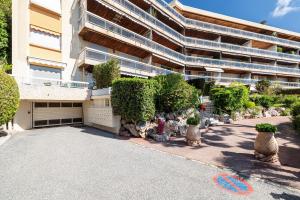 Appartements Extraordinary Sea View - 1 Bdr with AC : photos des chambres