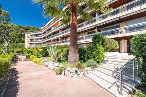 Appartements Extraordinary Sea View - 1 Bdr with AC : photos des chambres