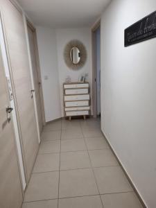 Appartements MAGNIFIQUE APPARTEMENT LES PIEDS DANS L'EAU PROPRIANO : photos des chambres