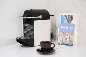 GuestReady - Quental Wallpaper near Marquês Square