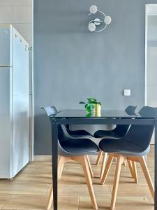 Infinity Views To the Ocean