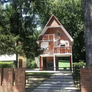 Hajnal Vendégház - Tiszaeszlár