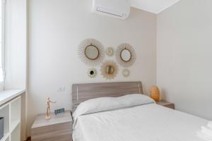 Easy Isola Apartment