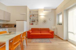 Easy Isola Apartment