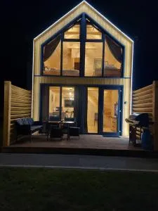 VIP Celebrity House przy Suntago, Grabska Osada Apartamenty - 姆什乔努夫