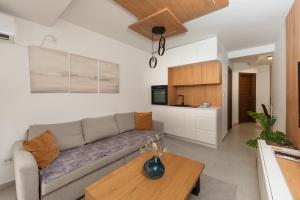 Comanda LUXURY APARTMENTS