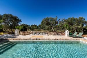 Trullo Corni di Fiasco by BarbarHouse - 4-star hotels in Maruggio