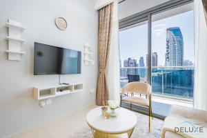 Charming 1BR Apartment in Vera Tower, Business Bay by Deluxe Holiday Homes