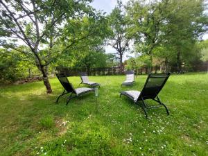 Maisons de vacances GITE LA COTE de GRAVES : photos des chambres